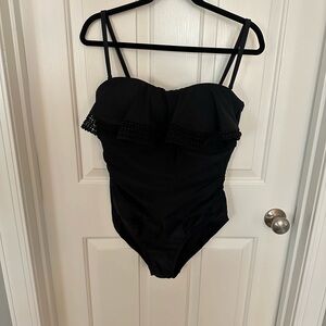 Stylish Black Kona Sol Women’s One Piece Swimsuit - Size Large